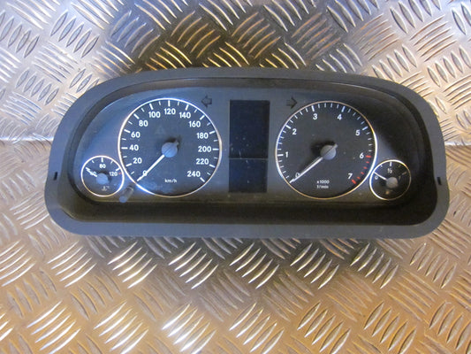 Mercedes A W169 Speedometer - Instrument Med OEM Nr. Ophugger Fra Mercedes Ophugger
