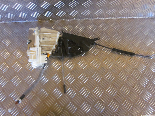Mercedes A W169 Dørlås Med OEM Nr. 1697302135 Fra Mercedes Ophugger