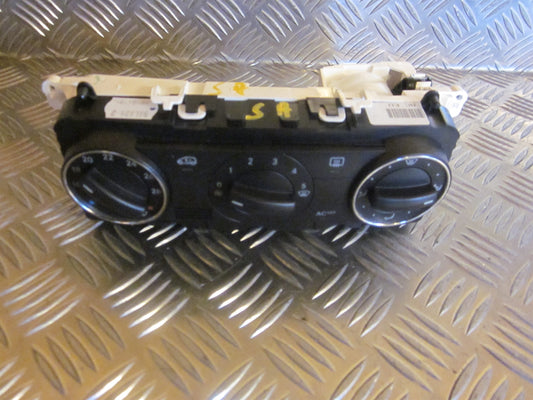Mercedes A W169 Varmeregulering Med OEM Nr. Ophugger Fra Mercedes Ophugger
