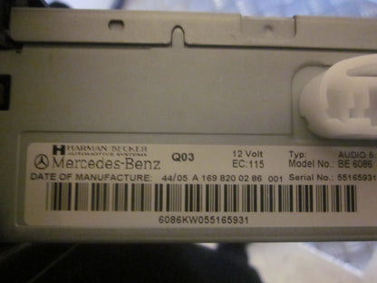 Mercedes A W169 Radio M/Cd Med OEM Nr. Ophugger Fra Mercedes Ophugger