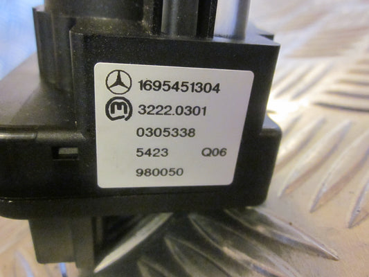 Mercedes A W169 Kontakt Lys Med OEM Nr. Ophugger Fra Mercedes Ophugger