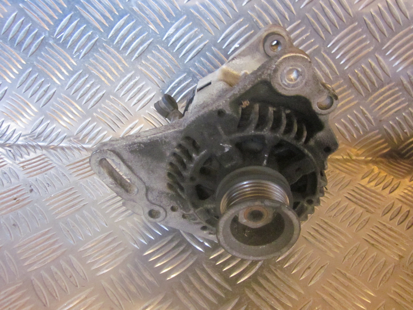 VW Golf 3 1H Generator Med OEM Nr. 098603070 Fra VW Ophugger