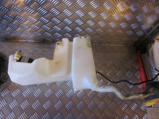Seat Alhambra 7M Sprinkler M/Motor Med OEM Nr. Ophugger Fra Seat Ophugger