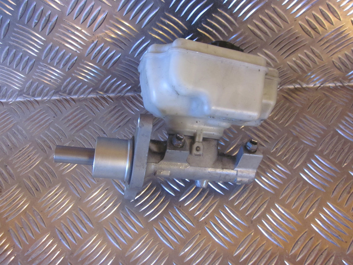 VW Caddy 2K Bremsehovedcylinder Med OEM Nr. 1K1611301C Fra VW Ophugger