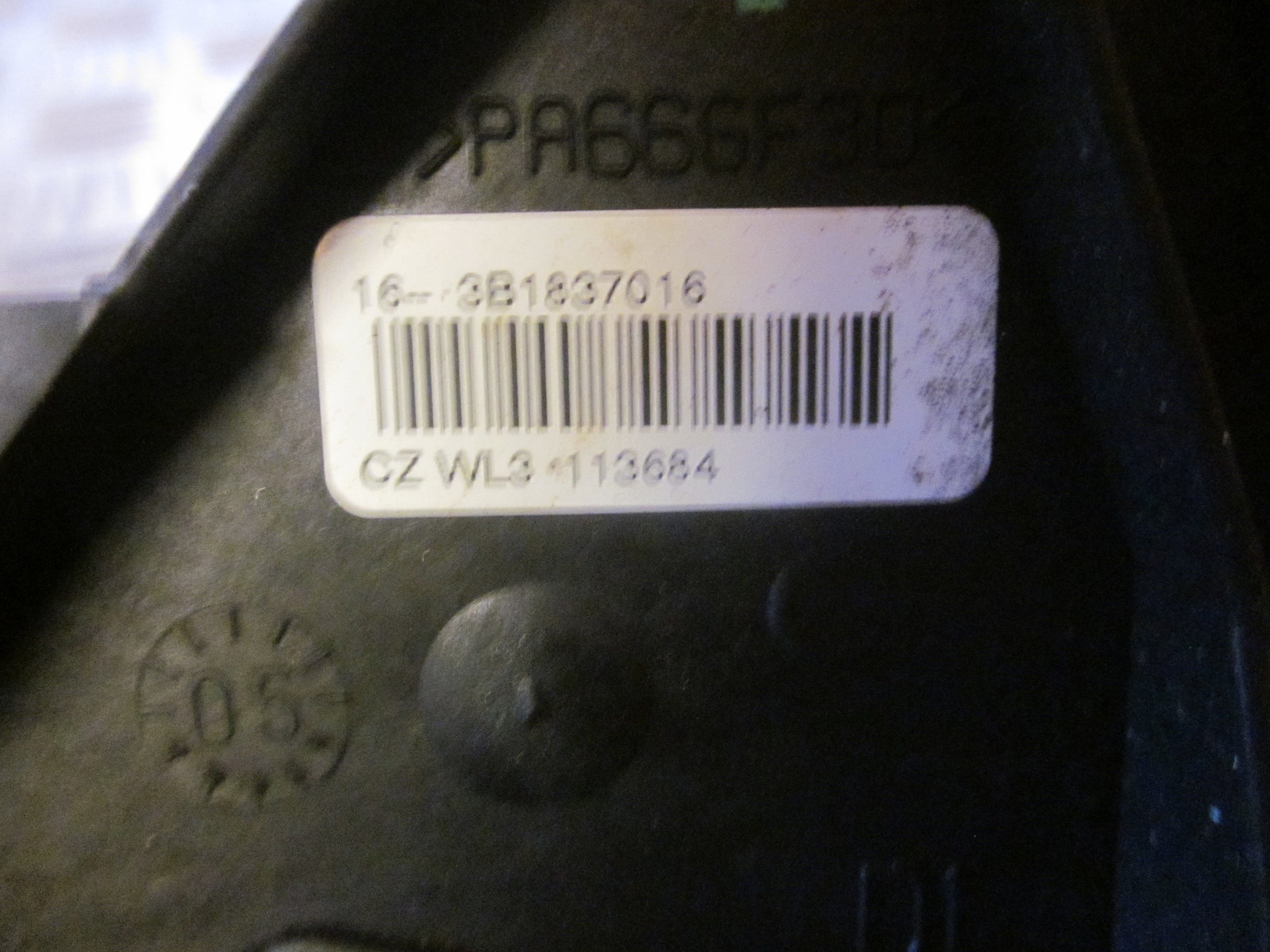 VW Caddy 2K Dørlås Med OEM Nr. 3B1837016 Fra VW Ophugger