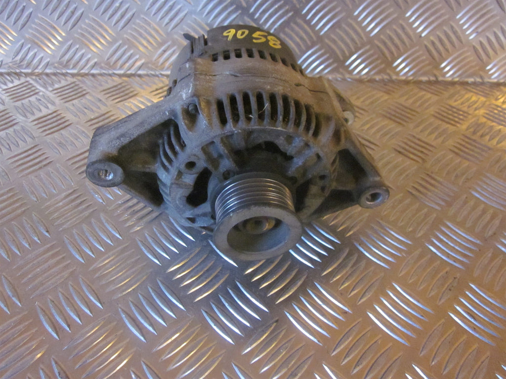 Opel Vectra B Generator Med OEM Nr. 0123120001 Fra Opel Ophugger