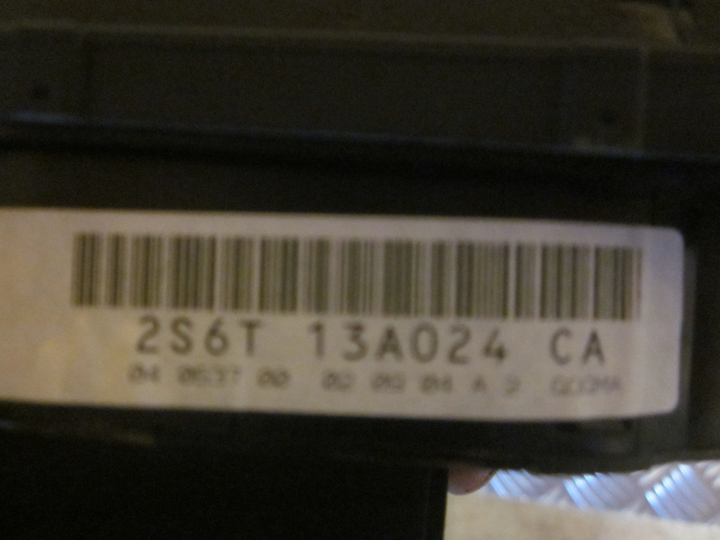 Ford Fiesta 6 Kontakt Lys Med OEM Nr. Ophugger Fra Ford Ophugger