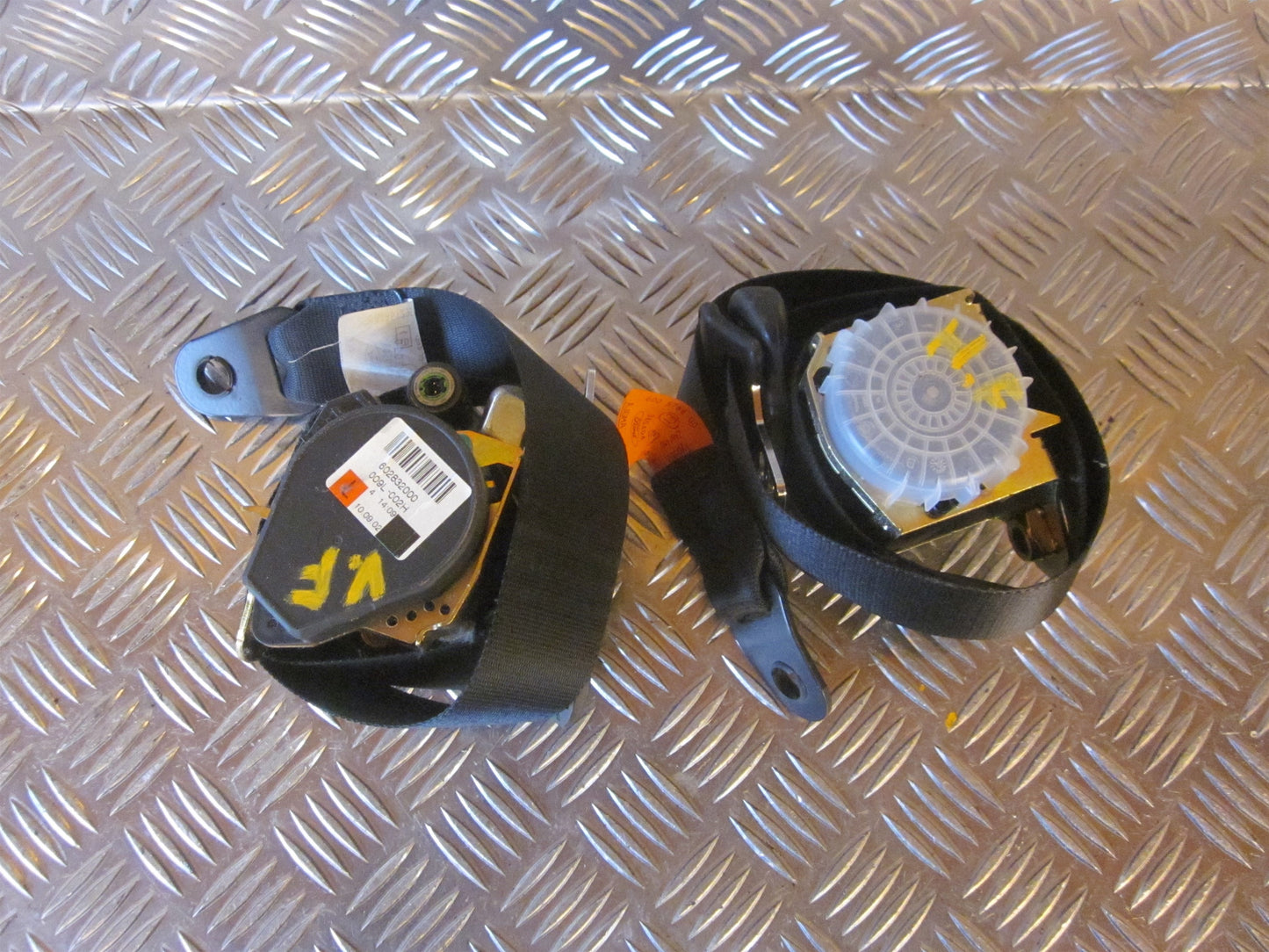 Ford Fiesta 6 Sikkerhedsseler For Med OEM Nr. Ophugger Fra Ford Ophugger