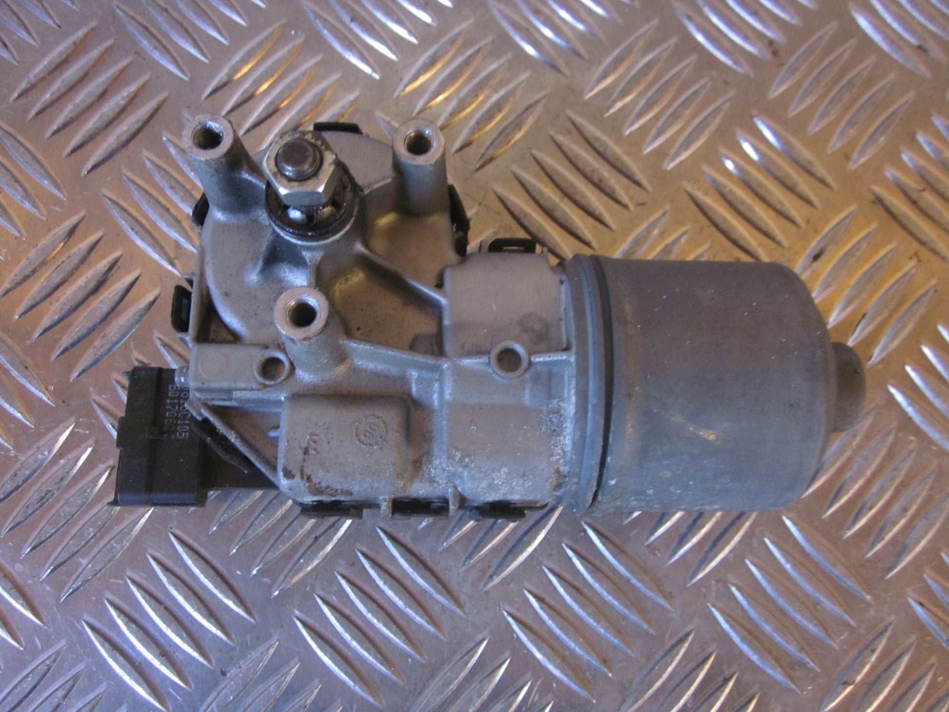 Peugeot 206 Viskermotor Med OEM Nr. 6405N5 Fra Peugeot Ophugger