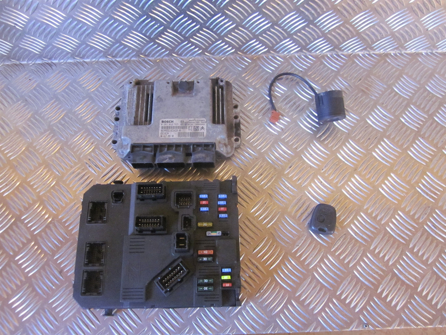 Peugeot 206 Startspærre Med OEM Nr. Ophugger Fra Peugeot Ophugger