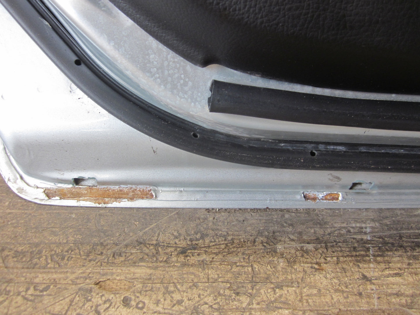 Mazda 6 GG/GY Bagdør V Med OEM Nr. Ophugger Fra Mazda Ophugger