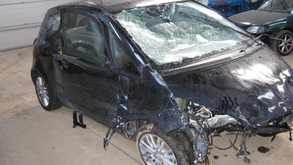 Mitsubishi Colt Pluk-Selv-Bil Med OEM Nr. Ophugger Fra Mitsubishi Ophugger