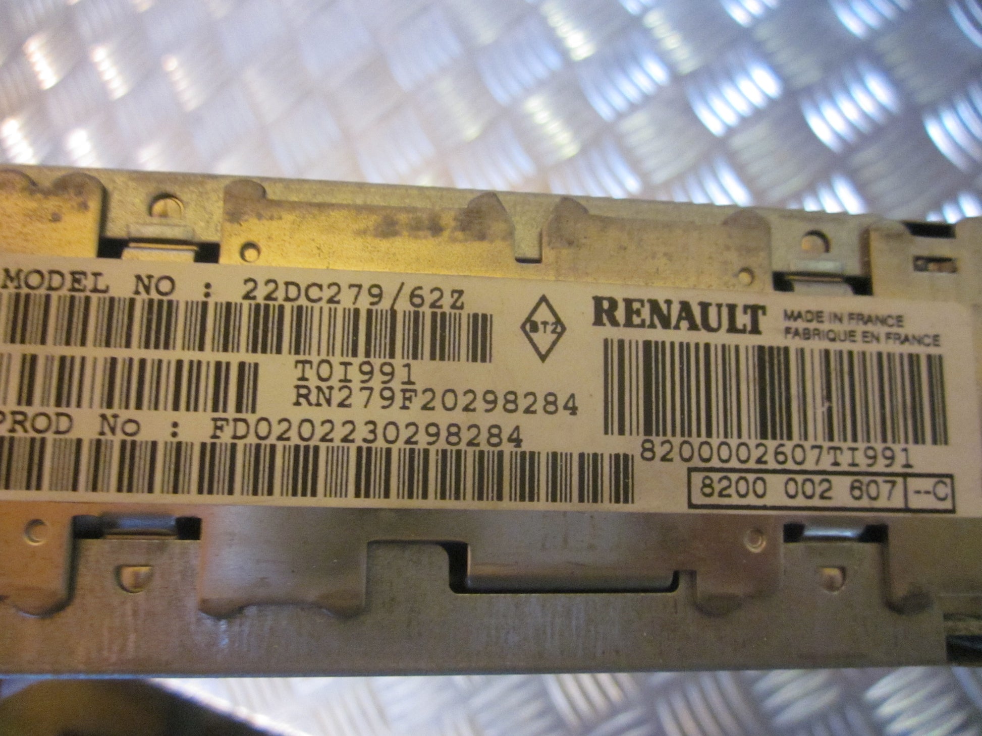 Renault Laguna 2 Radio M/Cd Med OEM Nr. Ophugger Fra Renault Ophugger