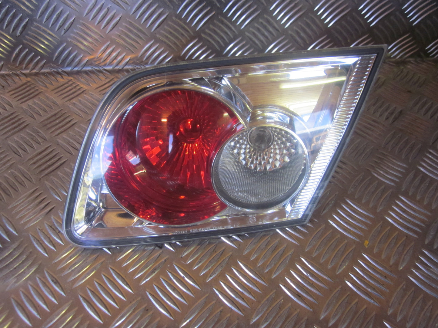 Mazda 6 GG/GY Baglygte Med OEM Nr. Ophugger Fra Mazda Ophugger