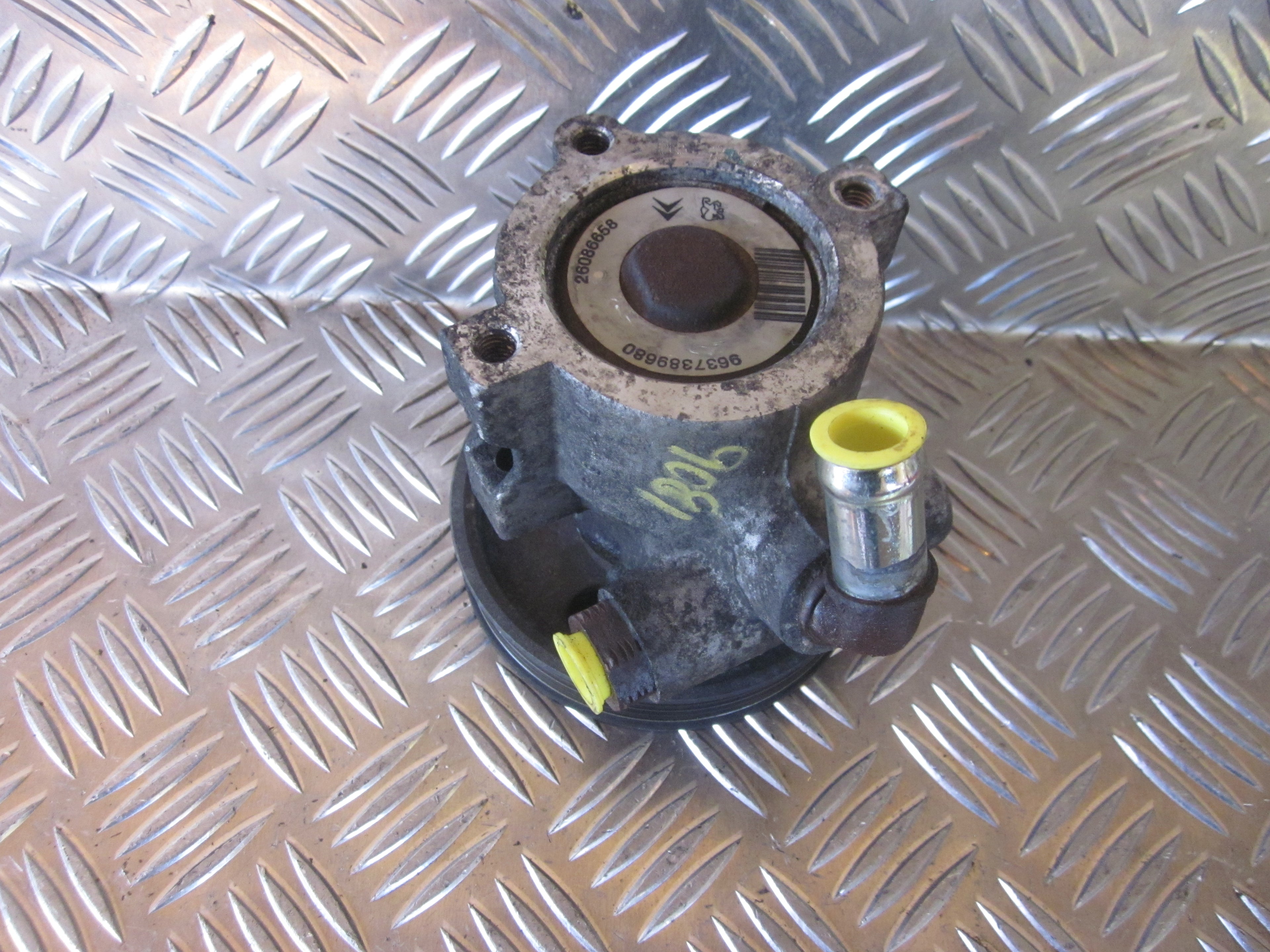 Citroen Saxo Servopumpe Med OEM Nr. Ophugger Fra Citroen Ophugger