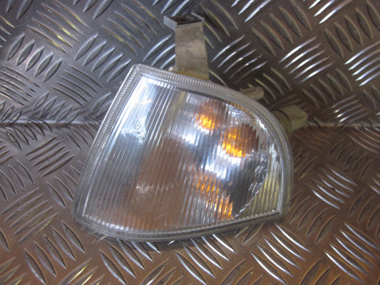 Skoda Octavia Blinklygte For Med OEM Nr. Ophugger Fra Skoda Ophugger