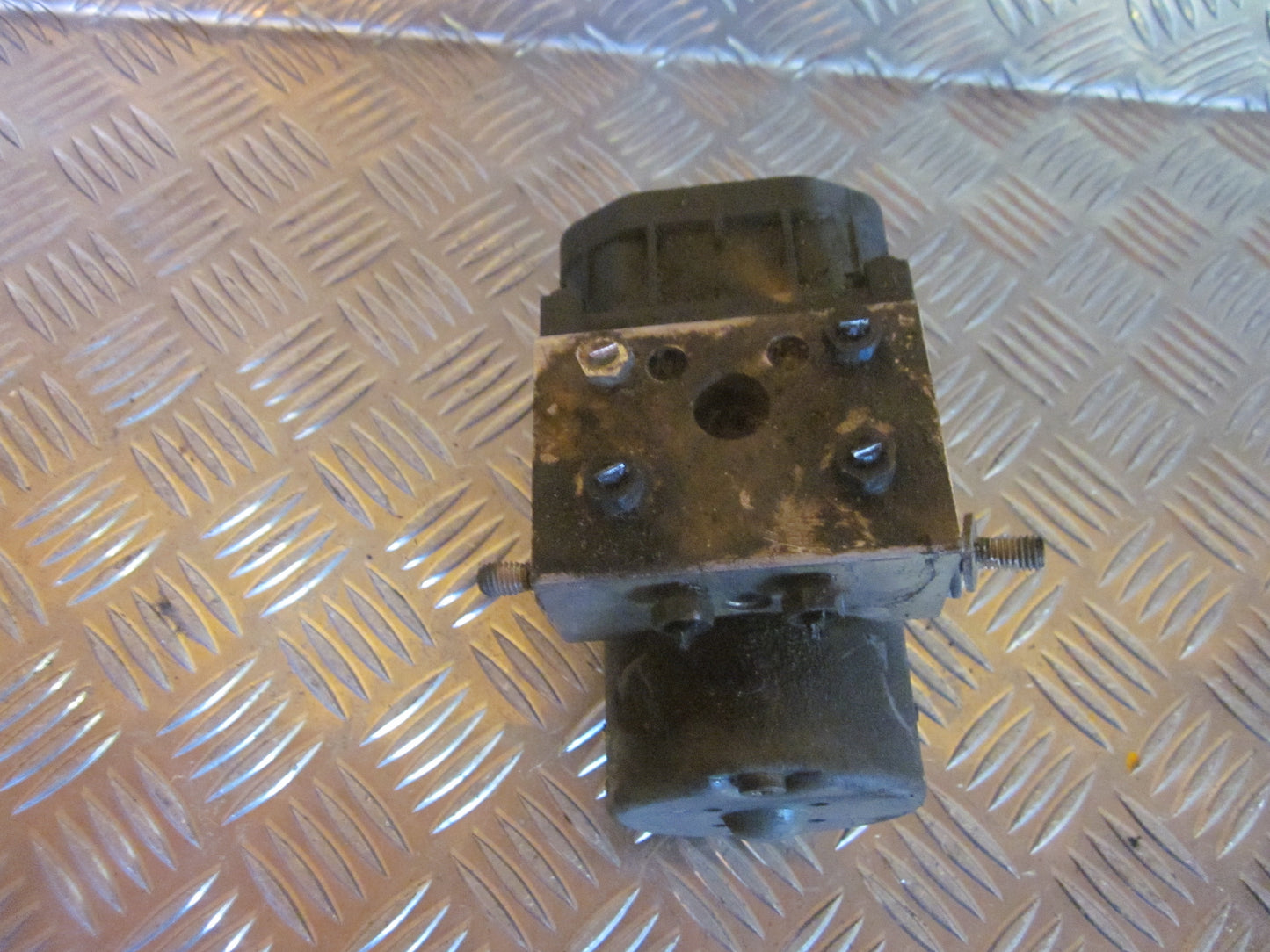 Citroen Xsara Abs Pumpe Med OEM Nr. 0273004440 Fra Citroen Ophugger