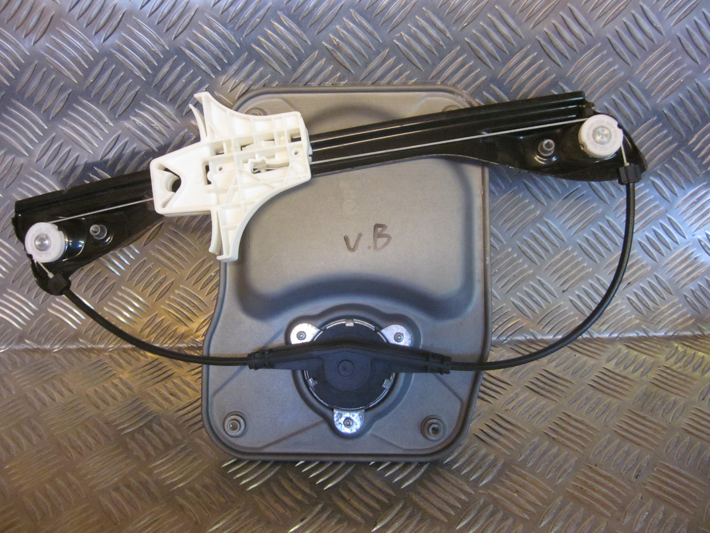 Skoda Fabia Rudemotor - Rudehejs Med OEM Nr. 5J4839401B Fra Skoda Ophugger