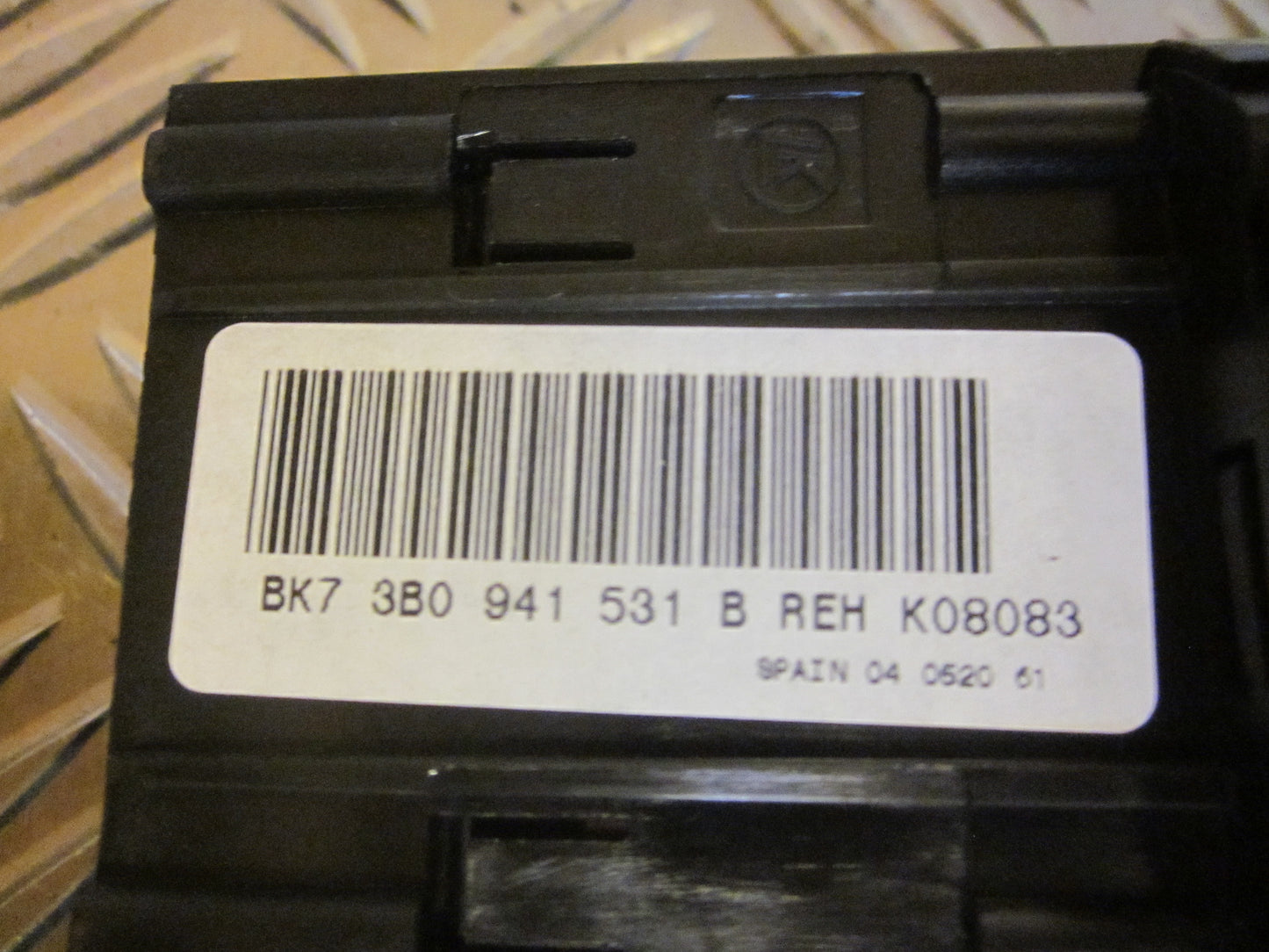 Skoda Fabia Kontakt Lys Med OEM Nr. 3B0941531B Fra Skoda Ophugger