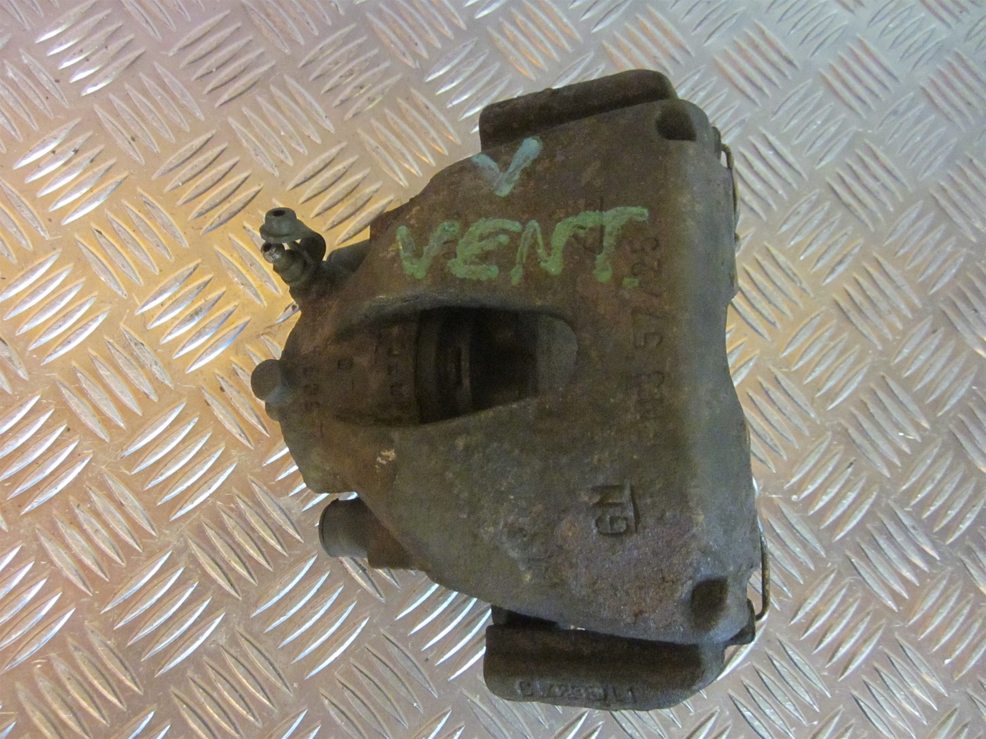 Saab 9‑5 Bremsekaliber VF Med OEM Nr. Ophugger Fra Saab Ophugger