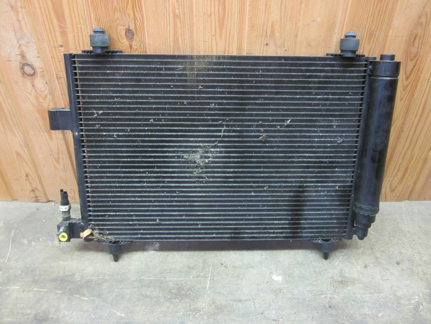 Peugeot 407 Køler Aircond Med OEM Nr. Ophugger Fra Peugeot Ophugger