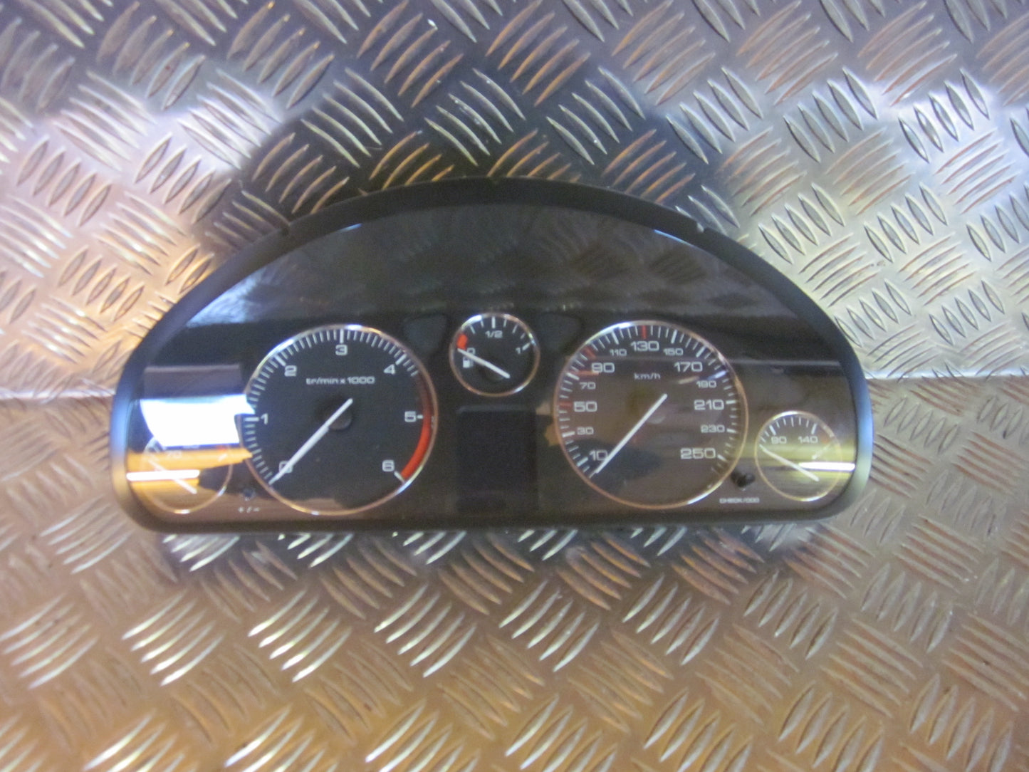 Peugeot 407 Speedometer - Instrument Med OEM Nr. Ophugger Fra Peugeot Ophugger