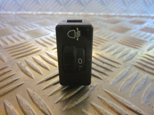 Peugeot 407 Kontakt Lygtejustering Med OEM Nr. Ophugger Fra Peugeot Ophugger