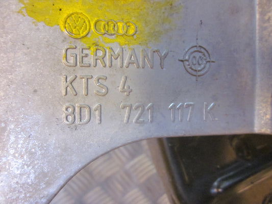 VW Passat 3B Bremsepedal Med OEM Nr. 8D1721117K Fra VW Ophugger