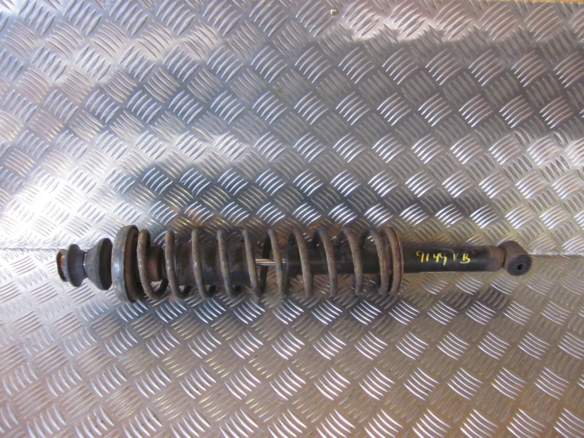 Skoda Felicia Fjederben Bag V Med OEM Nr. Ophugger Fra Skoda Ophugger