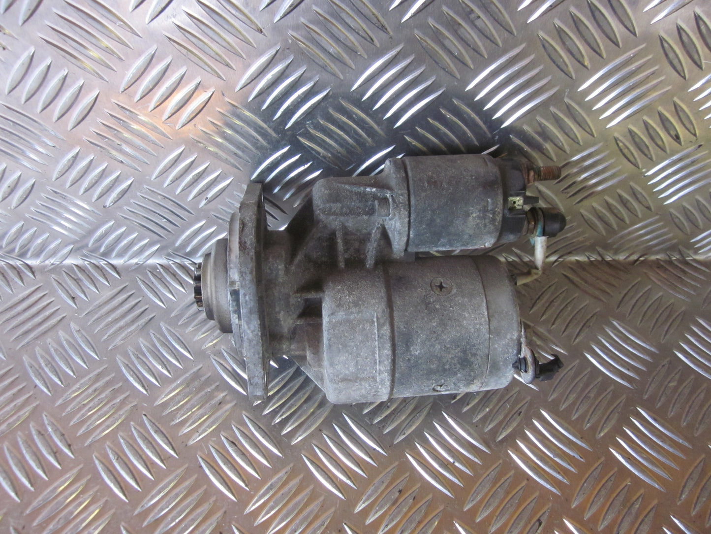 Skoda Felicia Starter Med OEM Nr. Ophugger Fra Skoda Ophugger