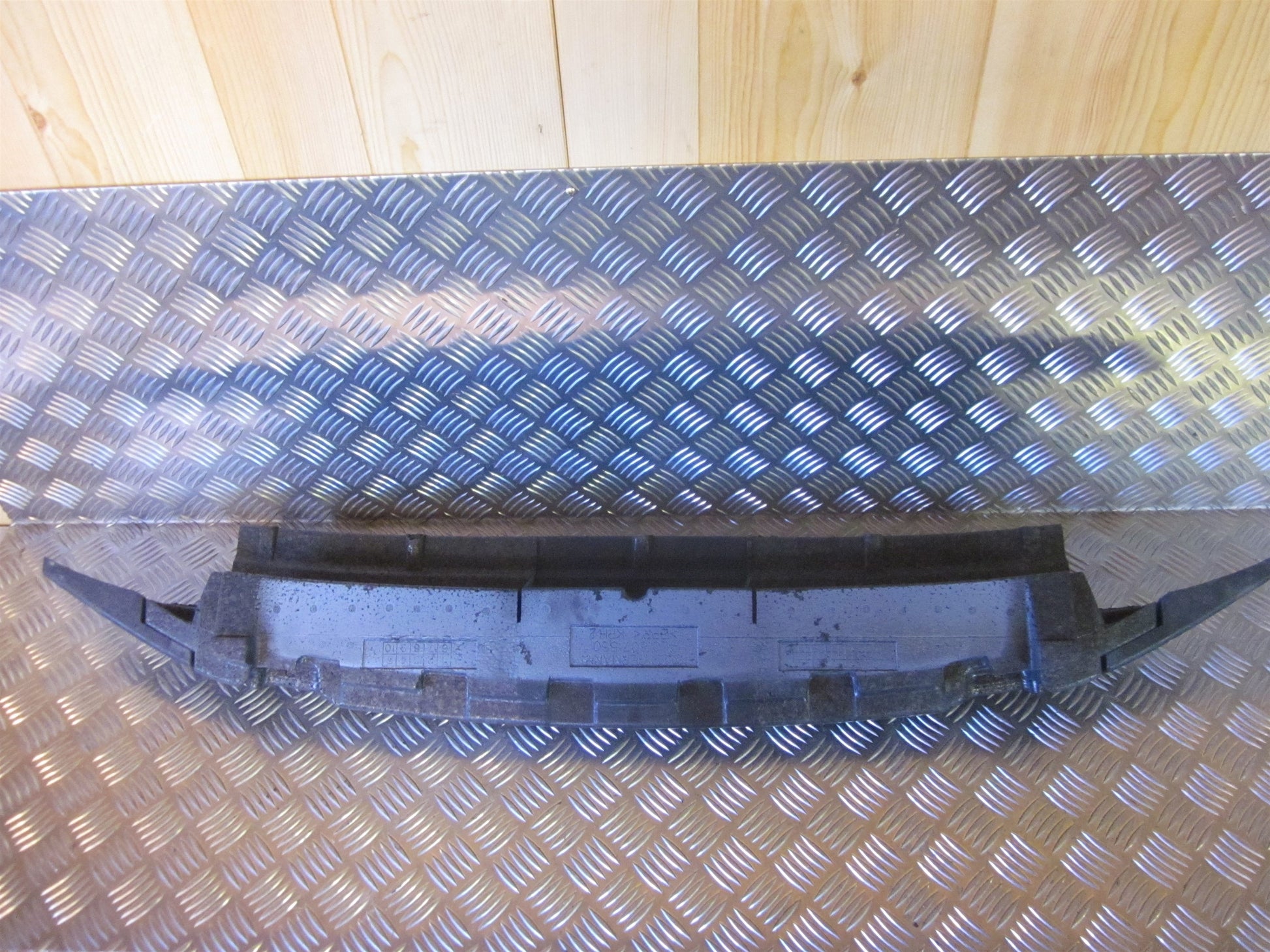 Audi Q7 4L Forkofanger Rå Med OEM Nr. 4L0807550 Fra Audi Ophugger