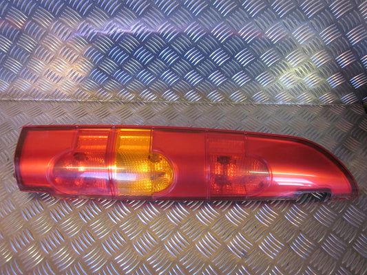 Renault Kangoo 1 Baglygte Med OEM Nr. Ophugger Fra Renault Ophugger