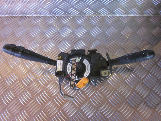 Renault Kangoo 1 Kontakt Combi Med OEM Nr. Ophugger Fra Renault Ophugger