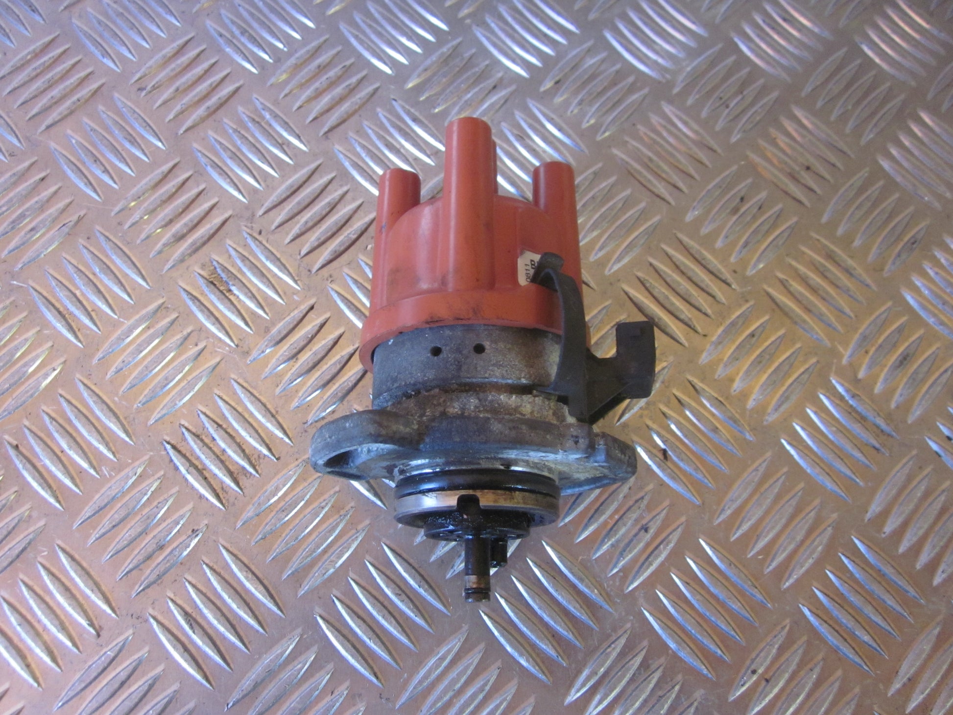 VW Polo 3 5D 6N Strømfordeler El Med OEM Nr. Ophugger Fra VW Ophugger