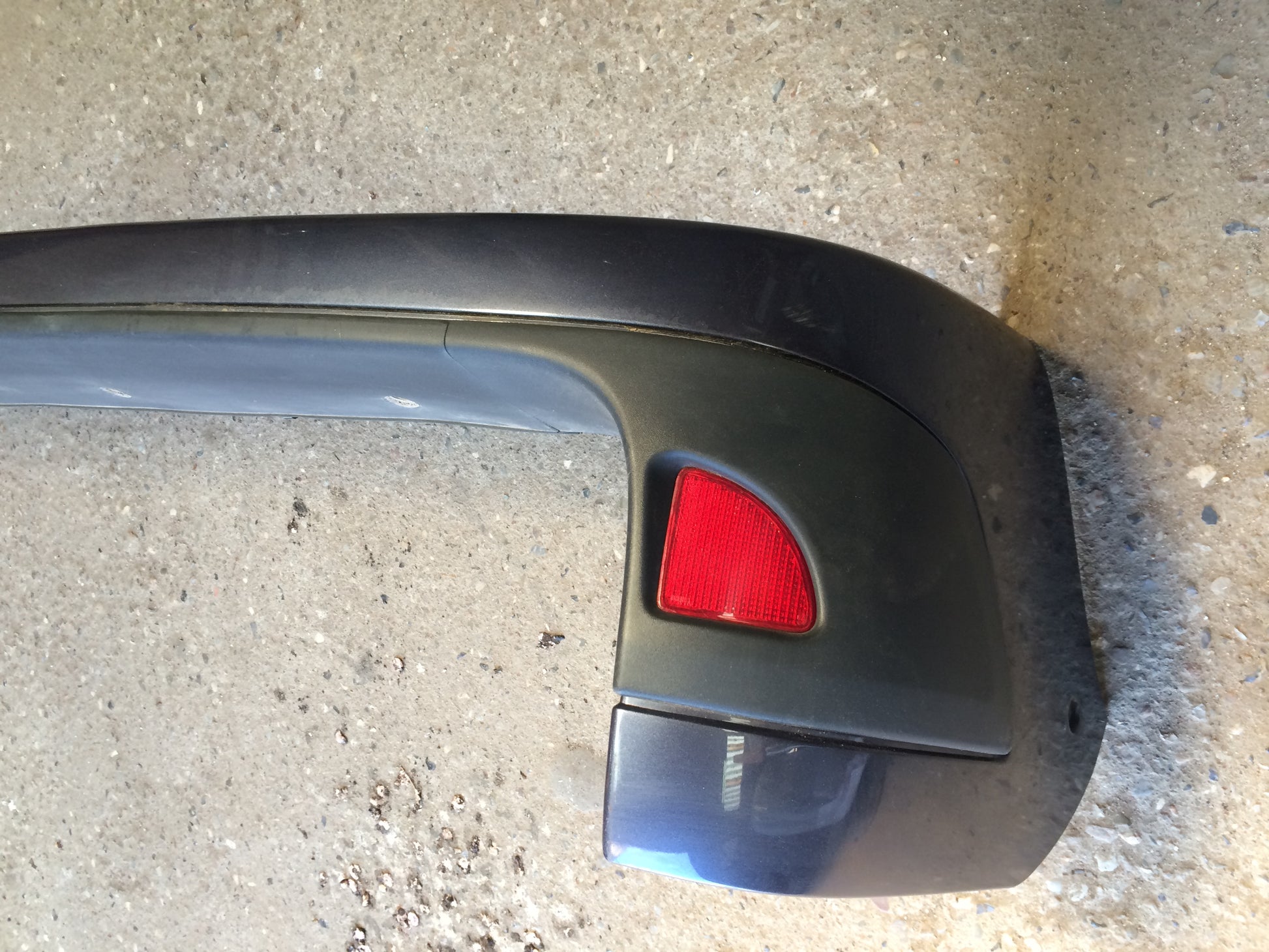 Renault Kangoo 1 Bagkofanger Med OEM Nr. 850101463R Fra Renault Ophugger