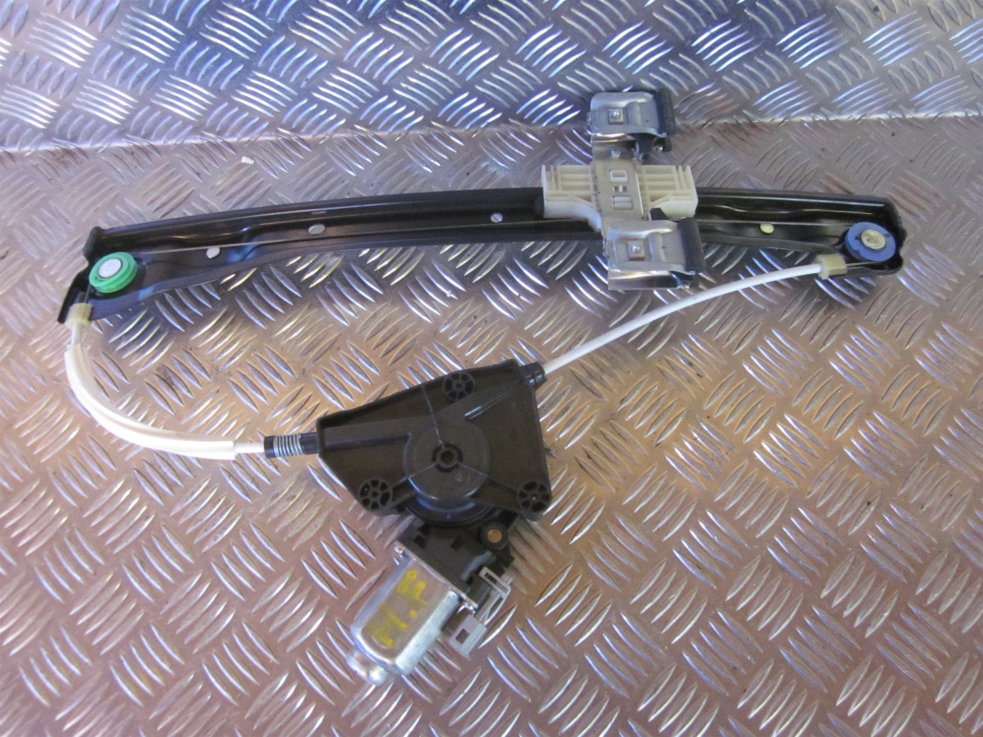 VW UP Rudemotor - Rudehejs Med OEM Nr. 6RU959801 Fra VW Ophugger