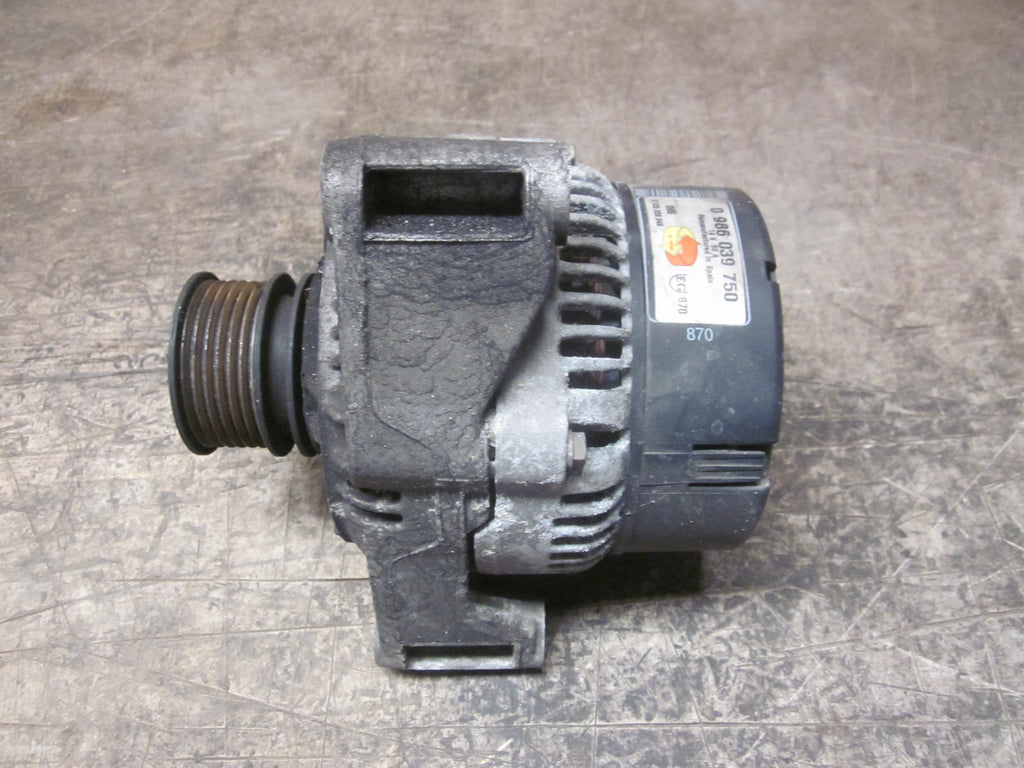 Mercedes E W210 Generator Med OEM Nr. A0263 Fra Mercedes Ophugger