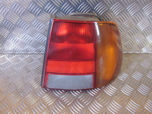 VW Polo CLA Variant 6K Baglygte Med OEM Nr. Ophugger Fra VW Ophugger