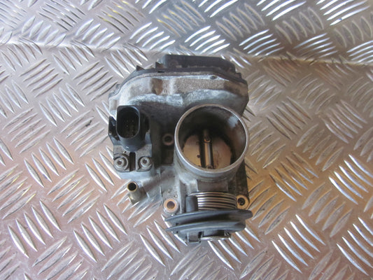 VW Golf 3 1H Spjældhus Med OEM Nr. 408237130002 Fra VW Ophugger