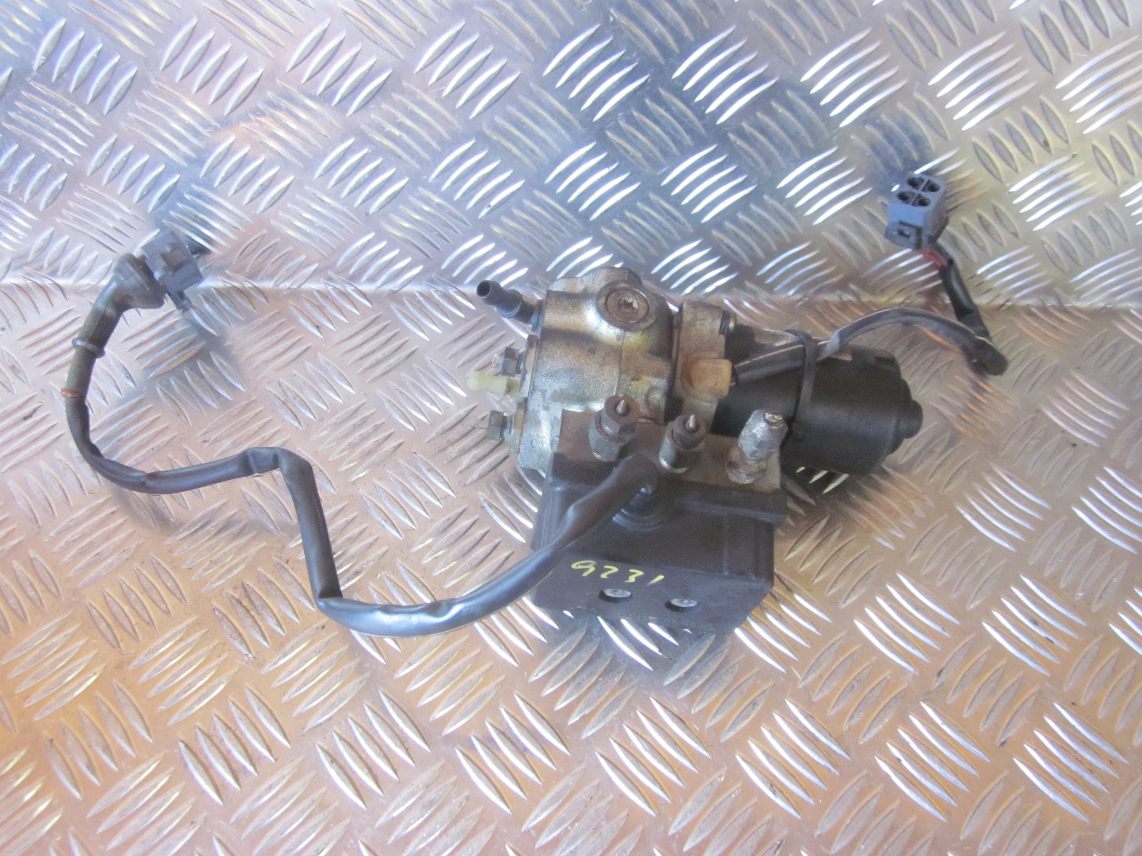 Volvo 850 ABS Pumpe Med OEM Nr. 9140934 Fra Volvo Ophugger