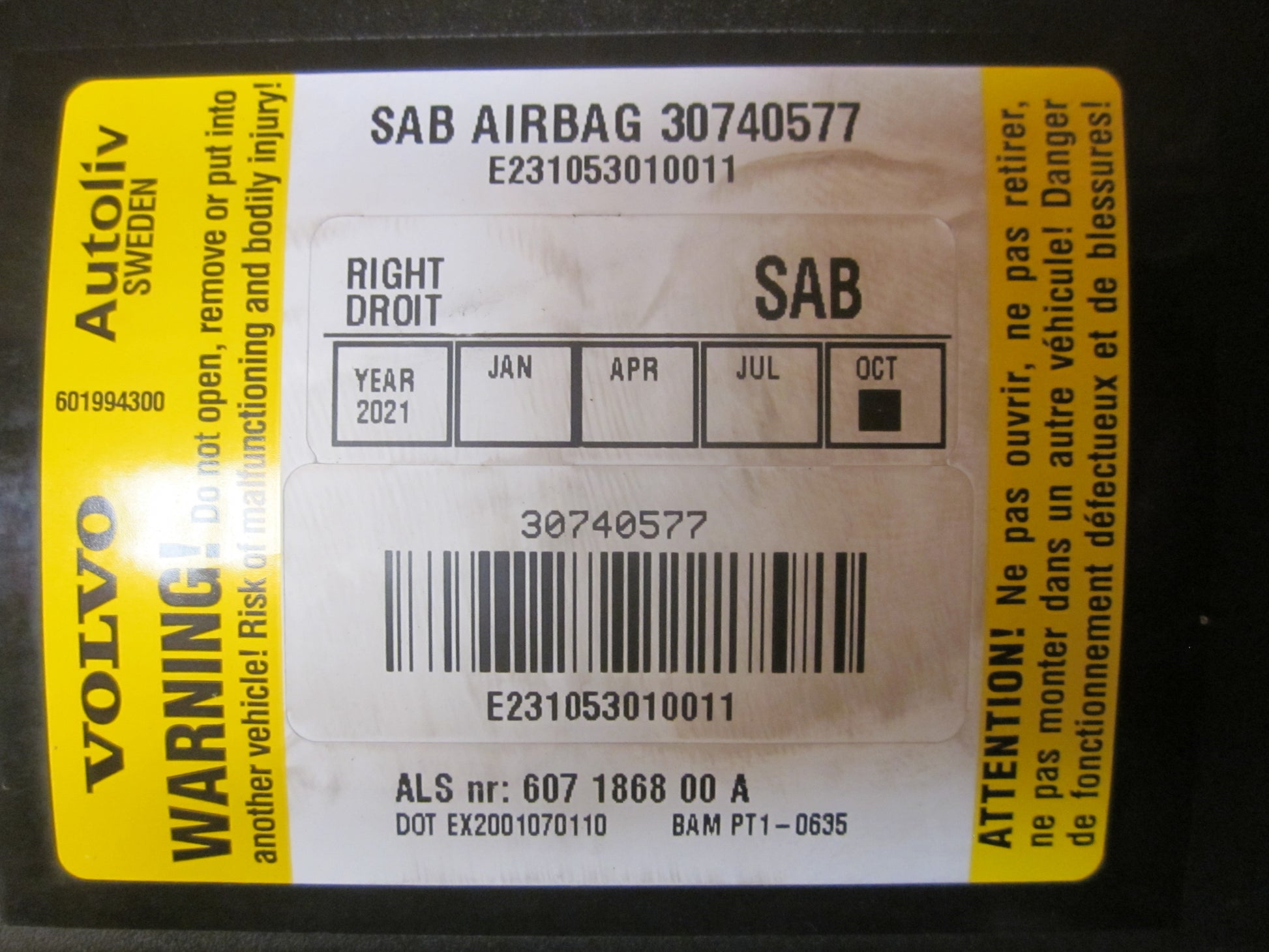 Volvo S40/V50 Airbag Side Med OEM Nr. Ophugger Fra Volvo Ophugger