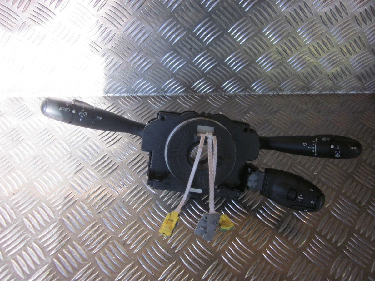 Citroen C5 Kontakt Combi Med OEM Nr. 96542551XT Fra Citroen Ophugger