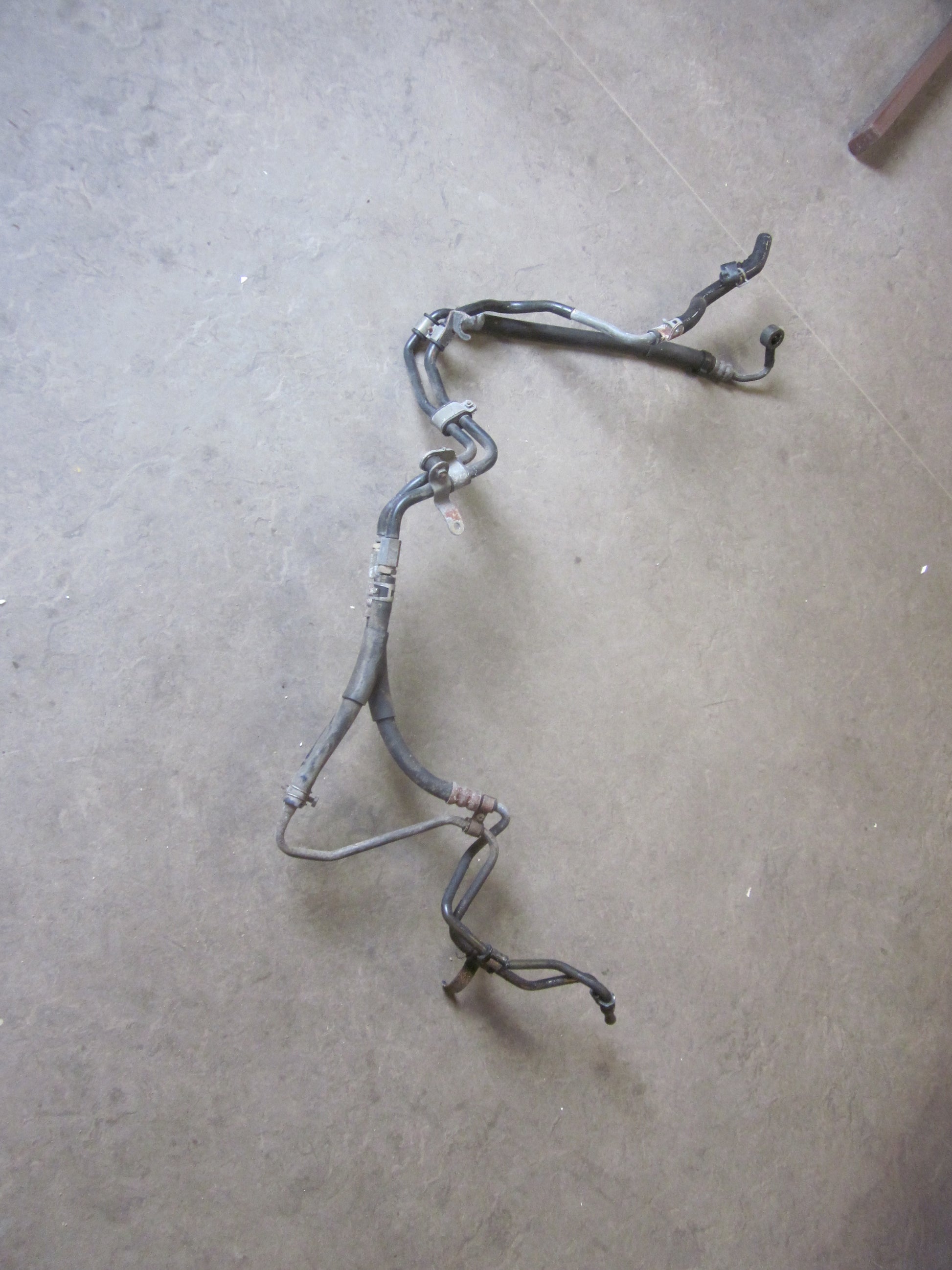 Mazda MX3 Servoslanger Med OEM Nr. Ophugger Fra Mazda Ophugger