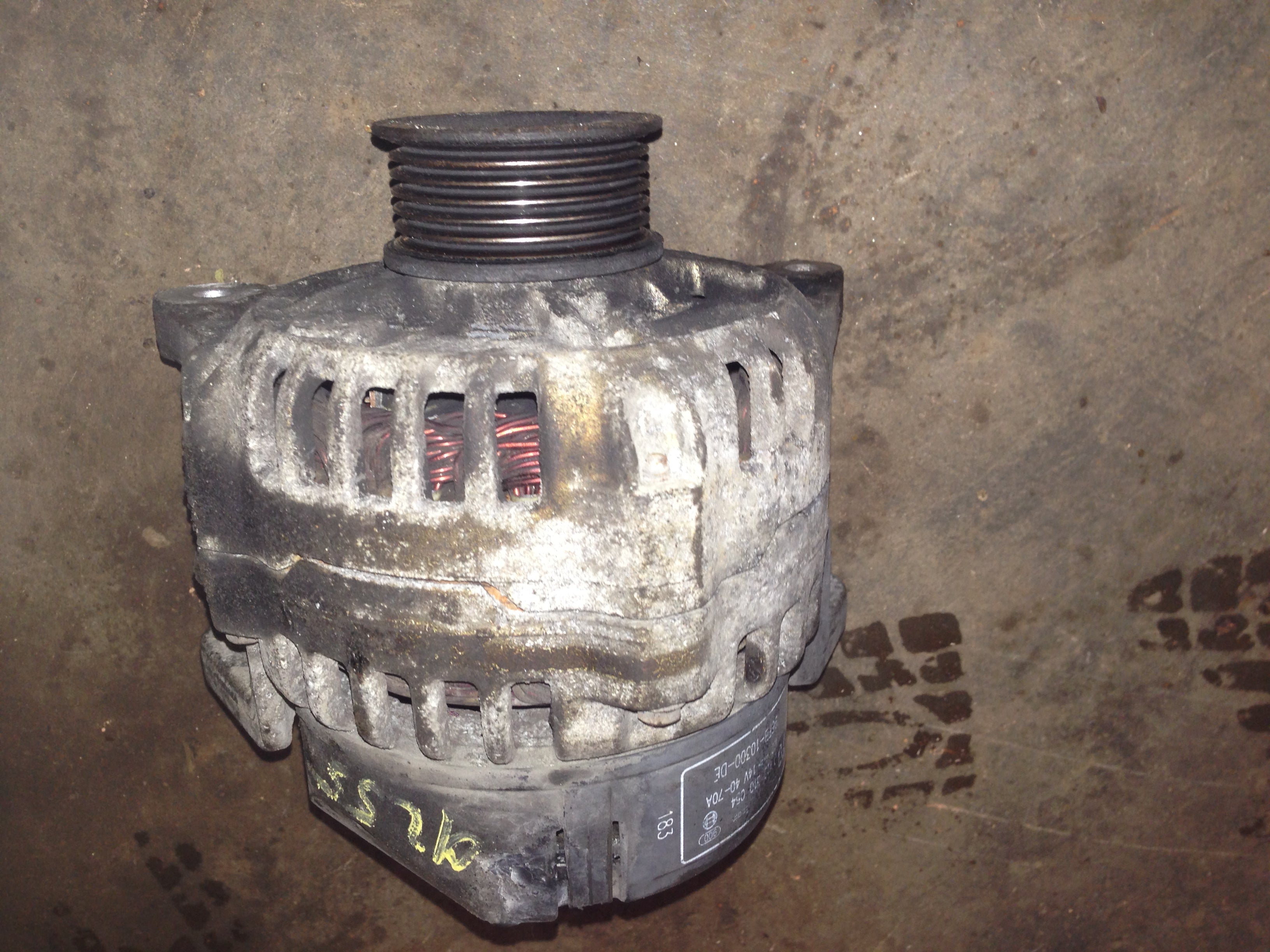 Ford Ka Generator Med OEM Nr. 0123310023 Fra Ford Ophugger