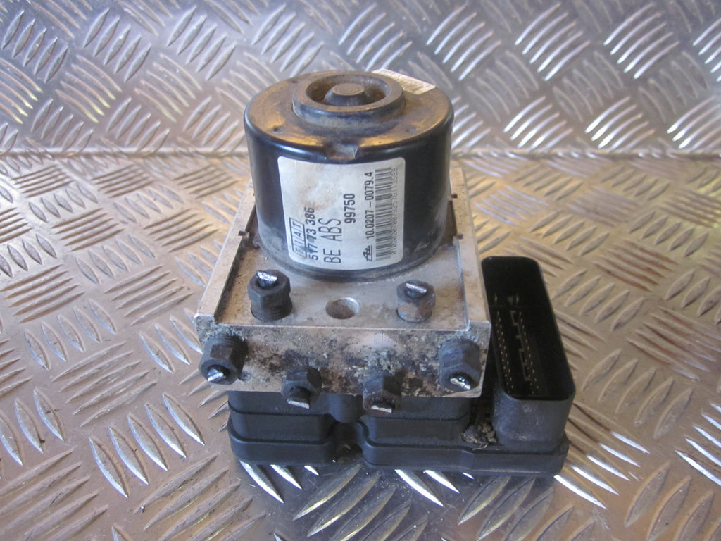 Fiat Doblo ABS Pumpe Med OEM Nr. 51773386 Fra Fiat Ophugger