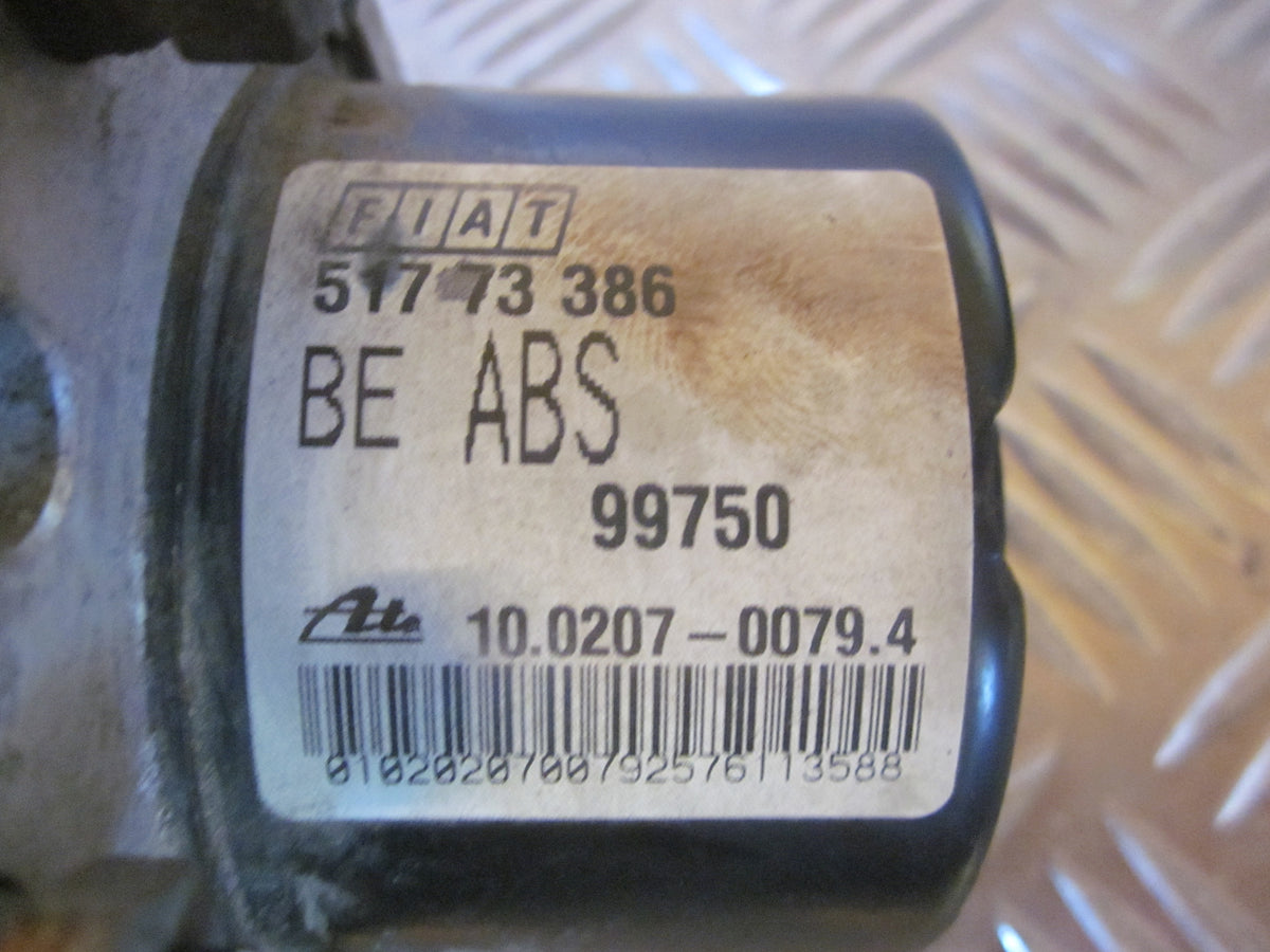 Fiat Doblo ABS Pumpe Med OEM Nr. 51773386 Fra Fiat Ophugger