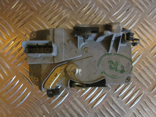 Peugeot 206 Dørlås Med OEM Nr. Ophugger Fra Peugeot Ophugger