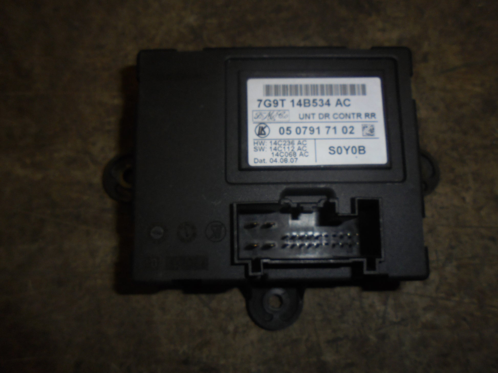 Ford Mondeo 4 Relæ Diverse Med OEM Nr. Ophugger Fra Ford Ophugger