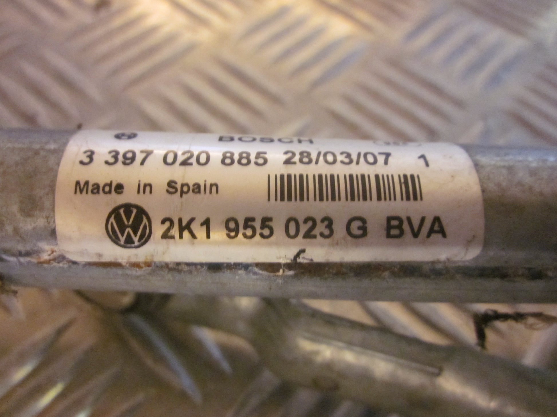 VW Touran 1T GP Viskertræk Med OEM Nr. 2K1955023G Fra VW Ophugger