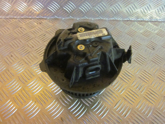 Citroen C5 Varmeblæser Med OEM Nr. 6441N7 Fra Citroen Ophugger